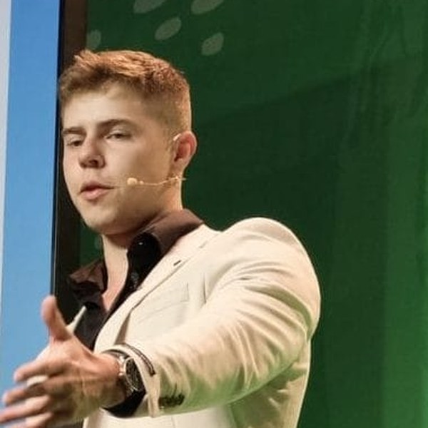 Chris Reader, CEO of Velocity Profits